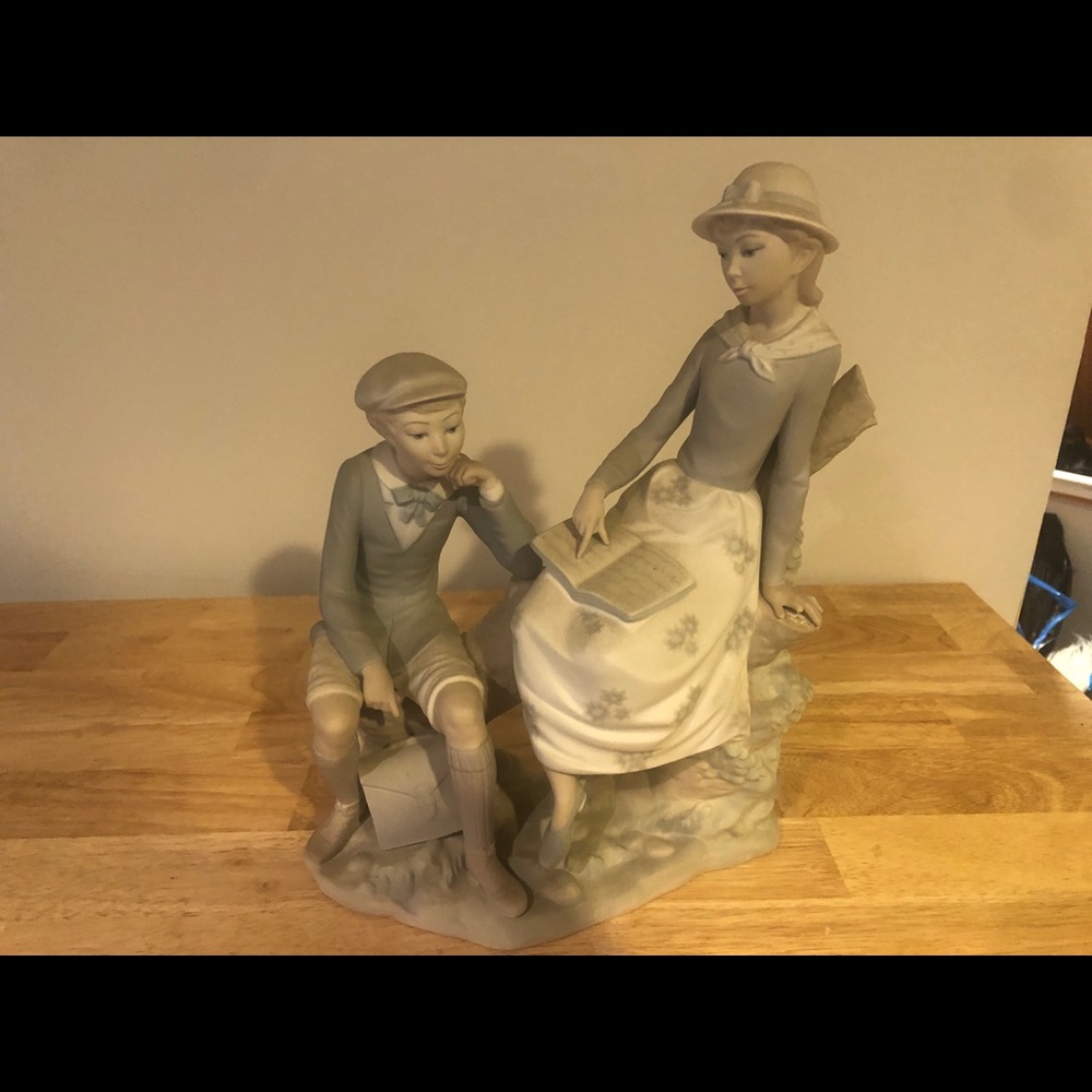 Boy and girl lladro